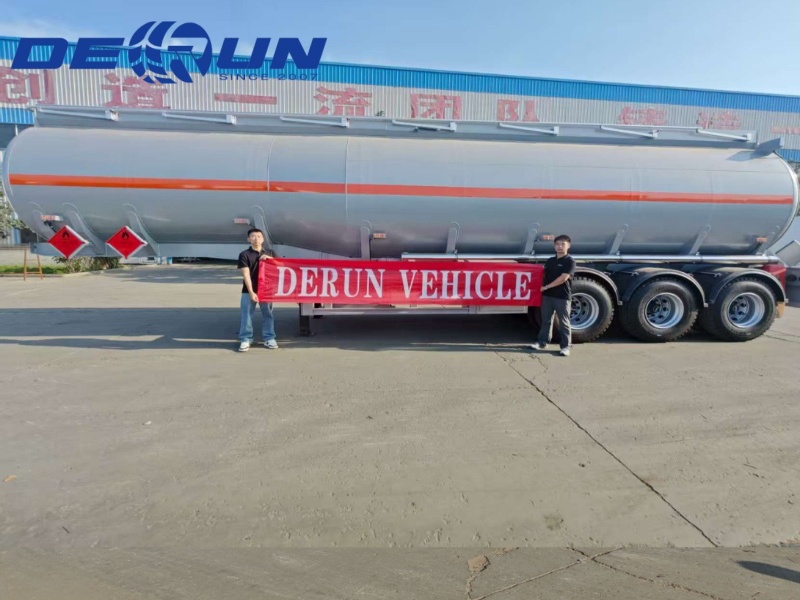 Derun Three-Axle minyak tank minyak tank tank kanthi cepet dikirim menyang Argentina