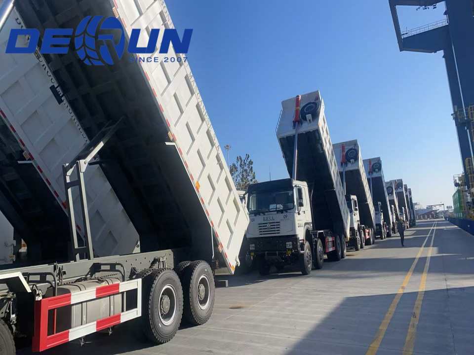 SinTruk Howo 10 Truk sampah wis teka ing plabuhan lan siyap
