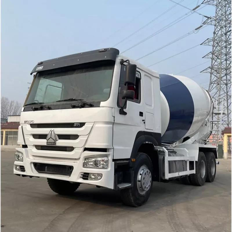 HOWO 6x4 12 CBM Truk Pengaduk Beton