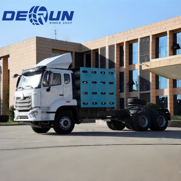 Sinotruk howo 6x4 cng nx tractor truk